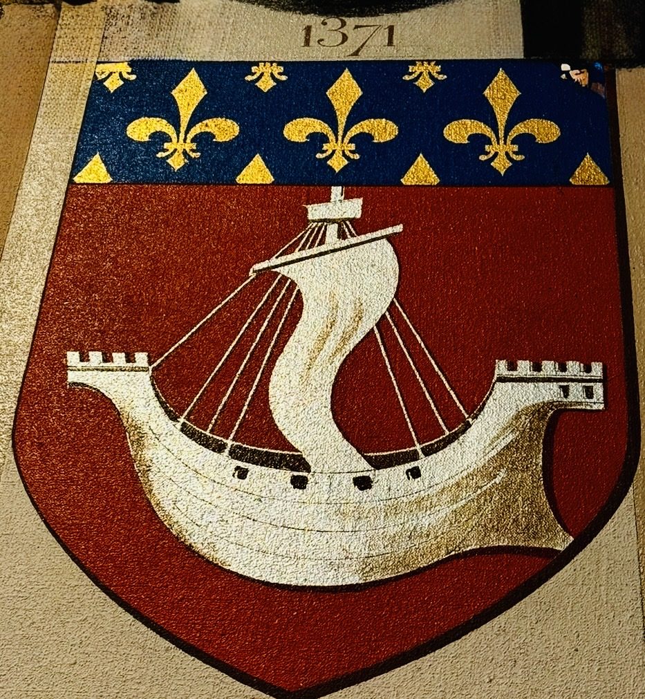 Paris ship symbol